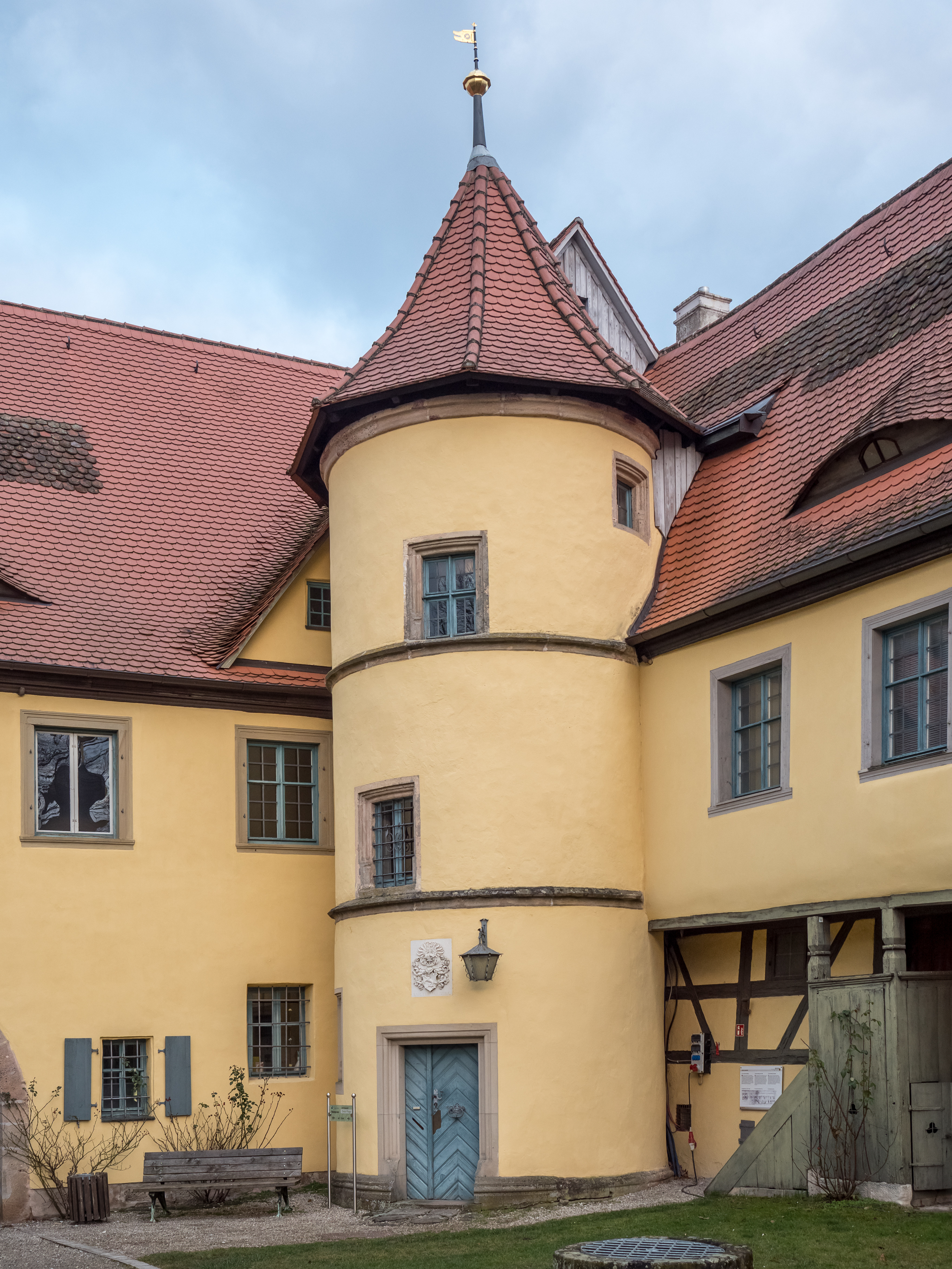 Adelsdorf Schloss Turm 2180432