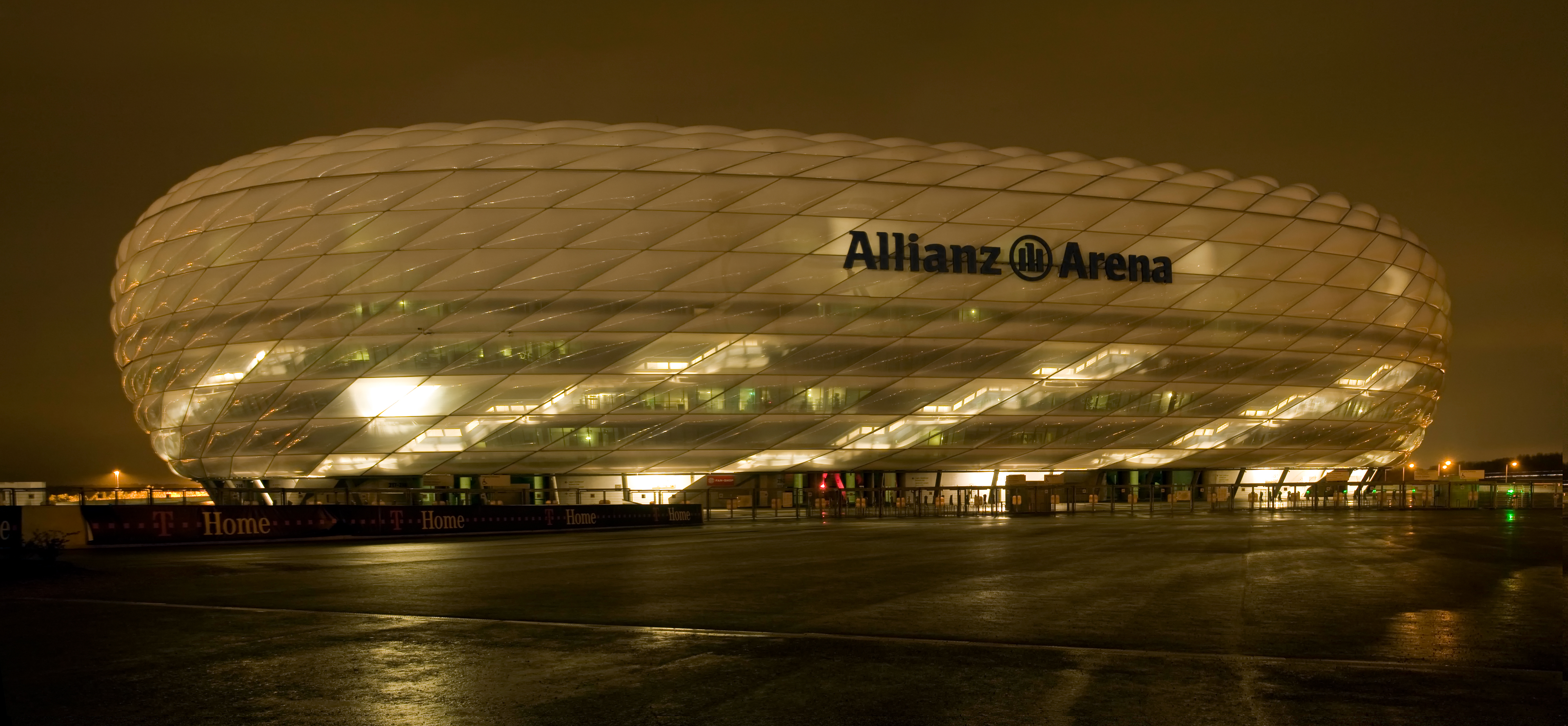 Allianz Arena by night