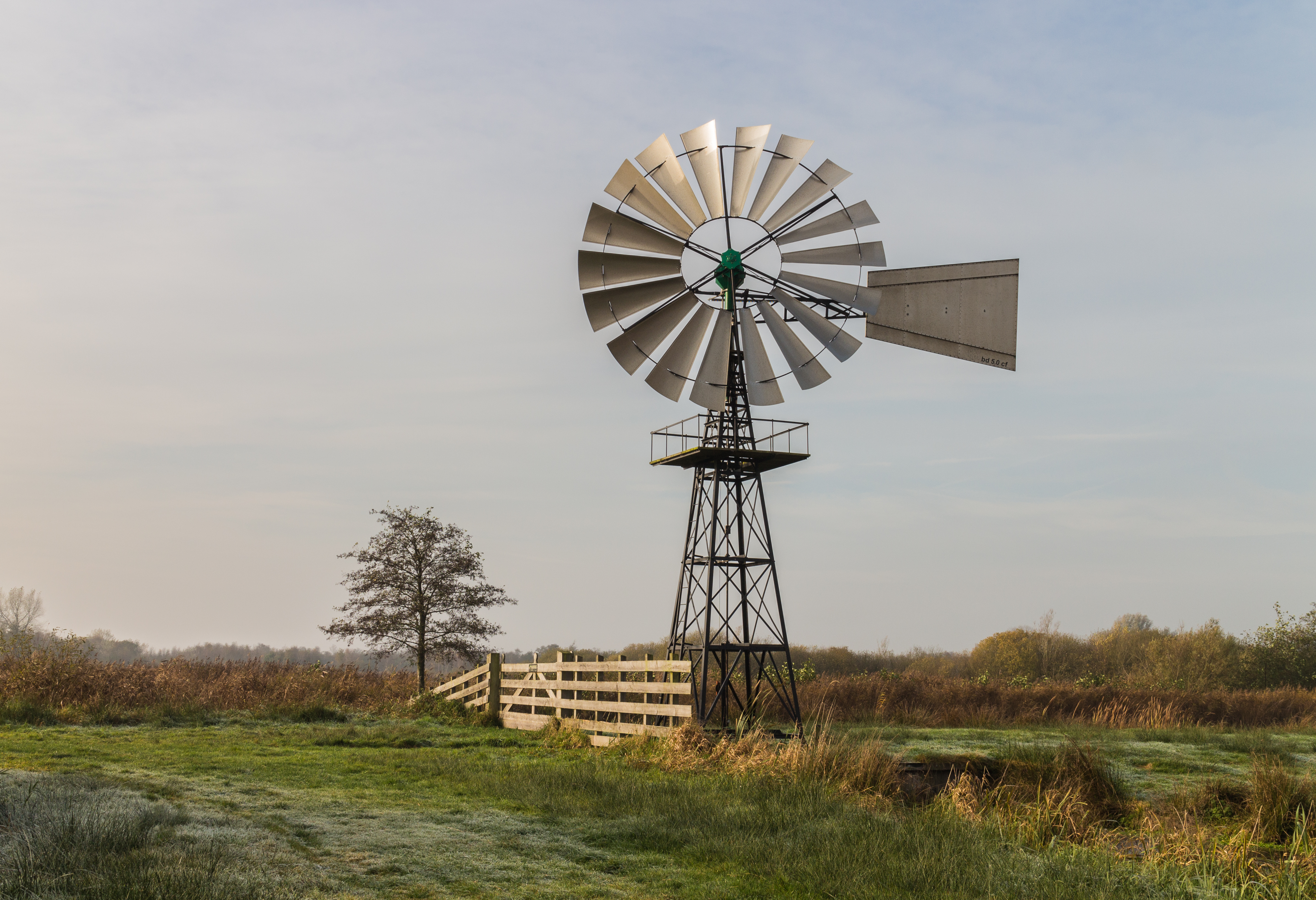Amerikaanse windmolen in ('It Wikelslân). Locatie, De Alde Feanen in Friesland 01