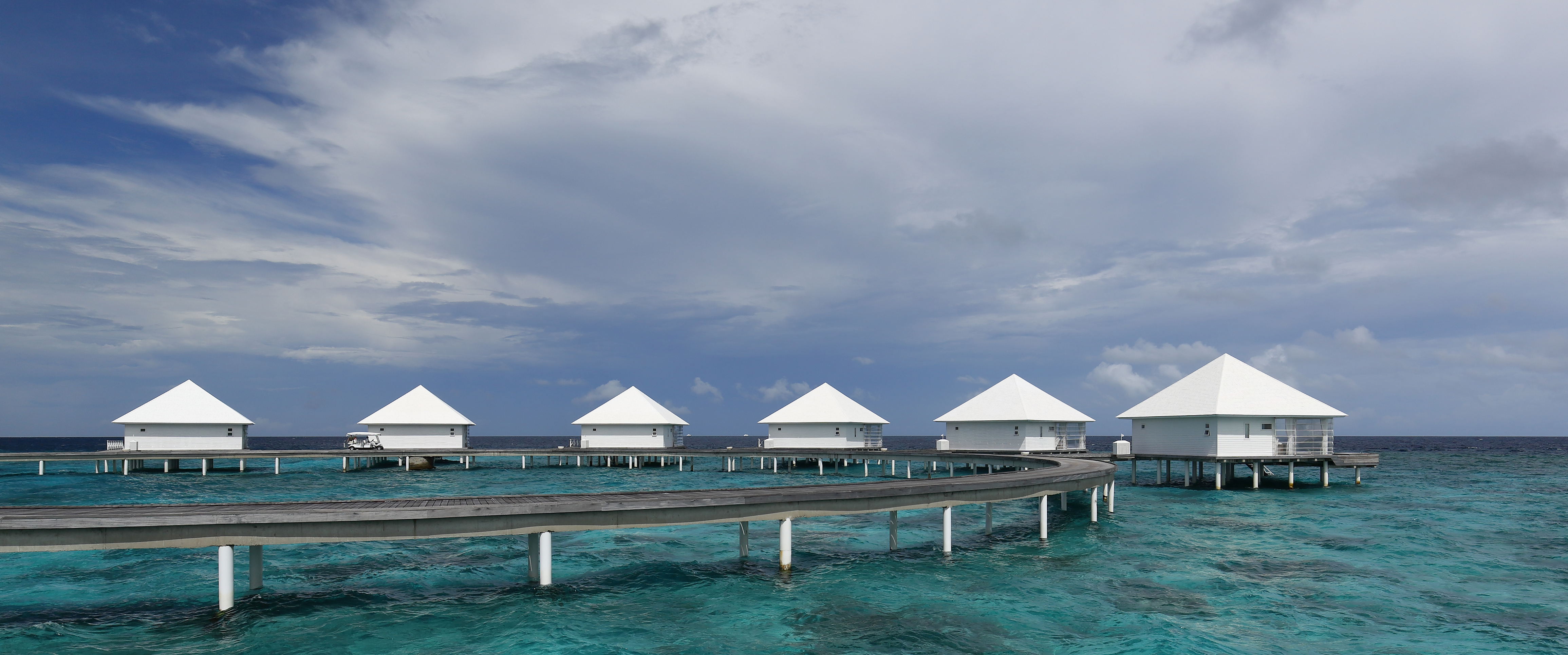 Diamonds Thudufushi Beach and Water Villas, May 2017 -03
