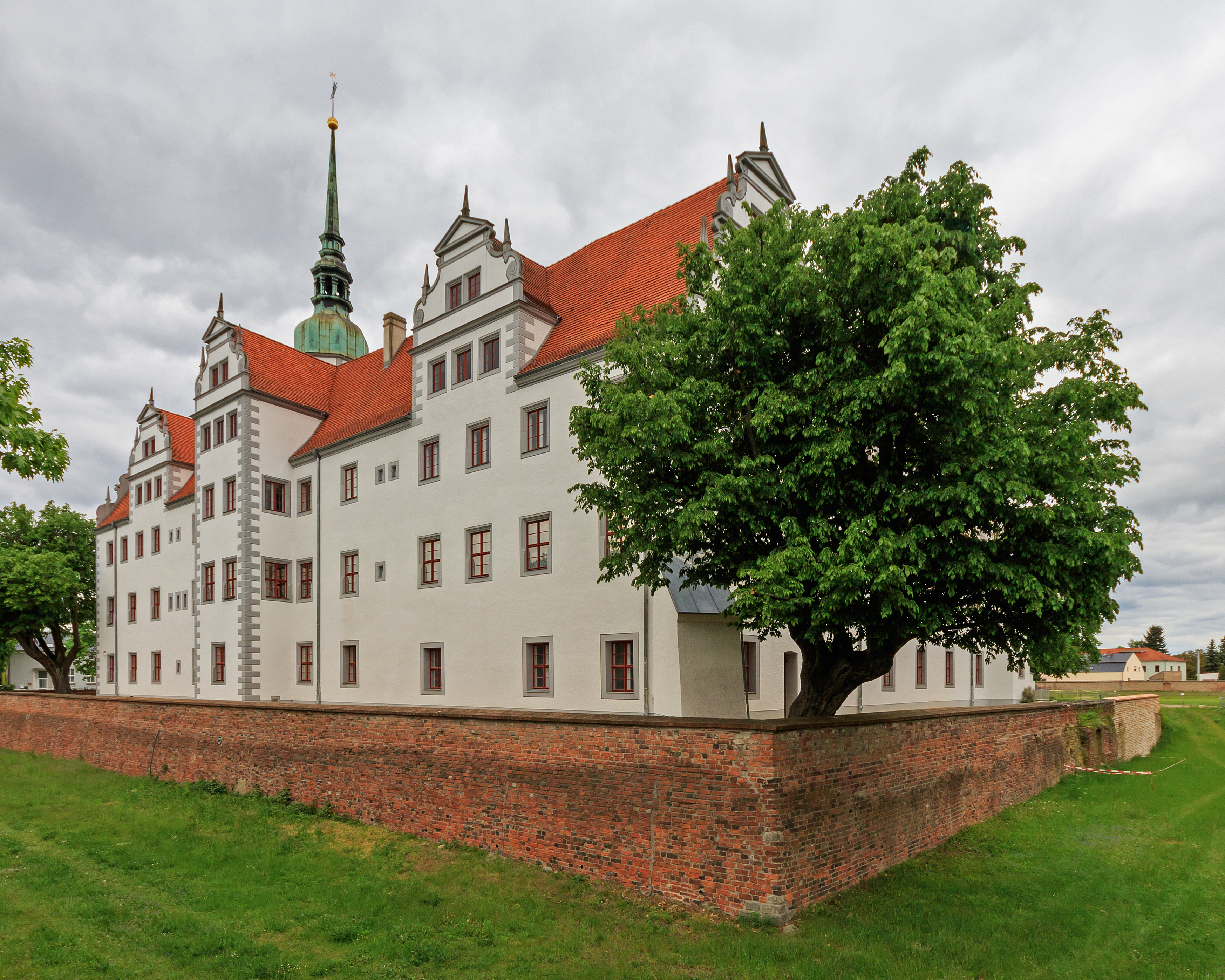 Doberlug-Kirchhain May2015 img2 Schloss Doberlug