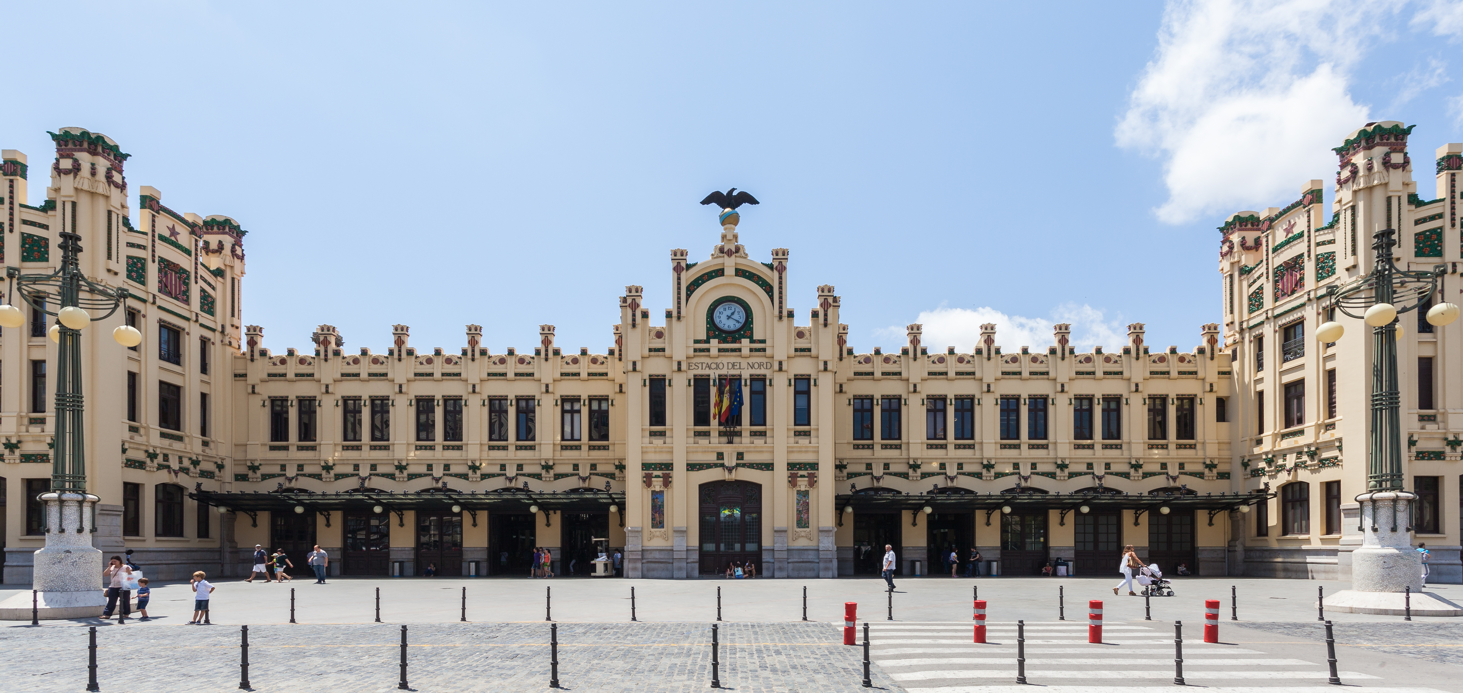 Estación del Norte, Valencia, España, 2014-06-30, DD 122