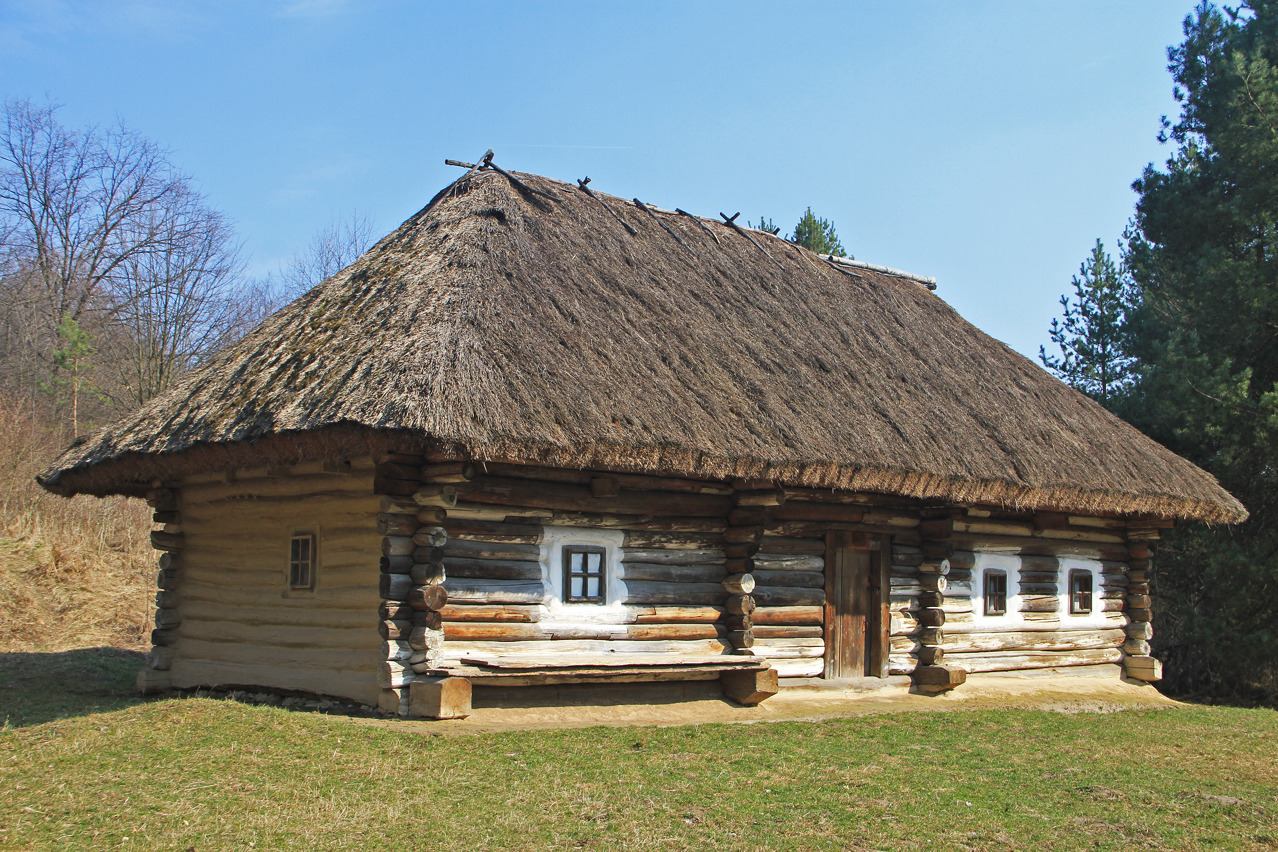 House from Korytne village 3504