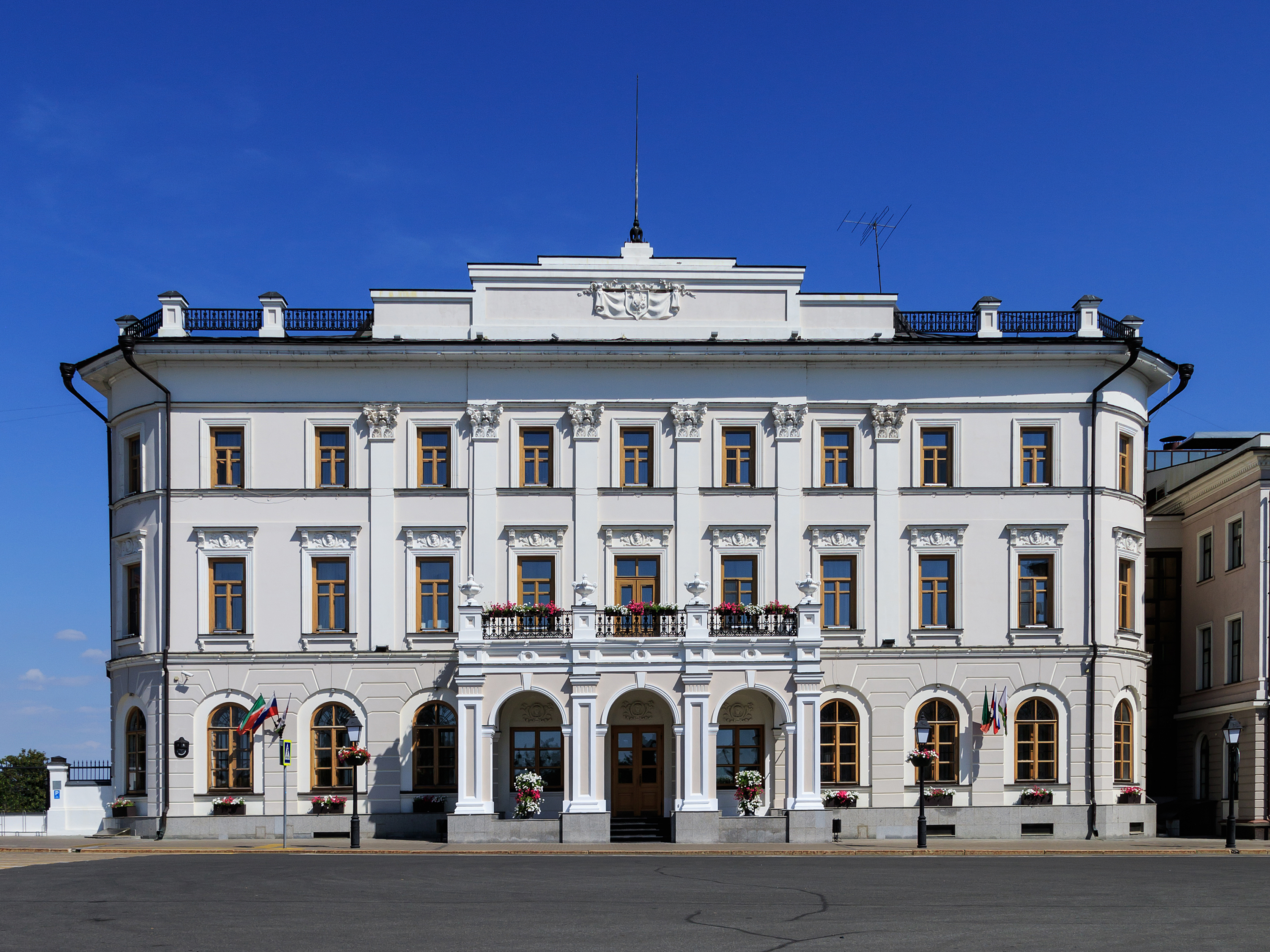 Kazan Kremlevskaya Street Town Hall 08-2016