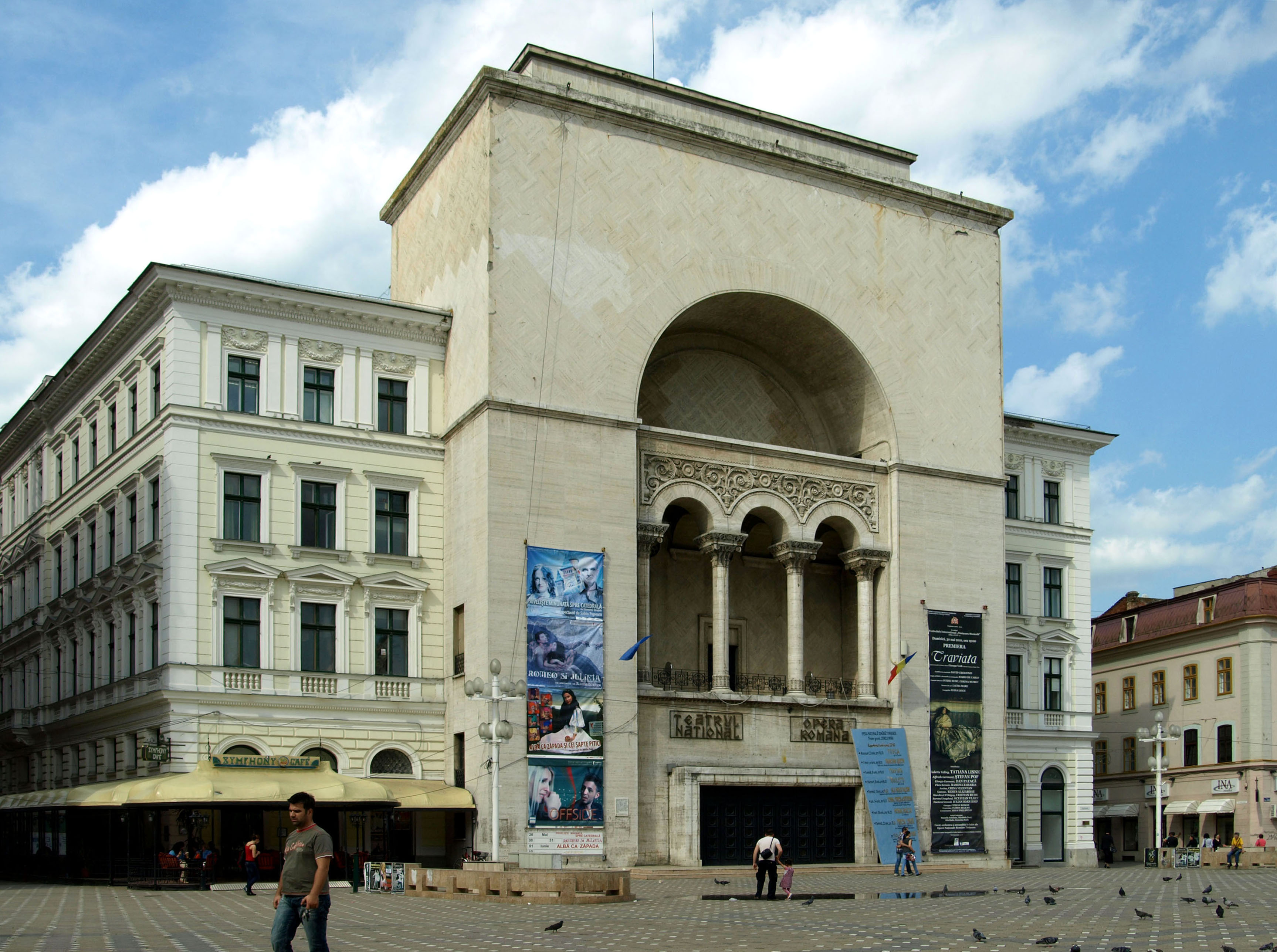 Opera din Timișoara (Teatrul Național „Mihai Eminescu”)
