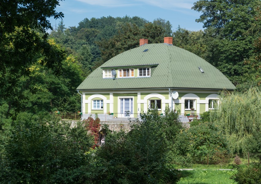 2016 Dom ogrodnika w Bukowcu 2