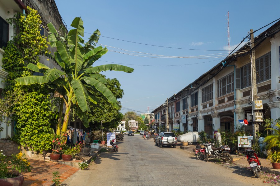 2016 Kampot, Stare budynki na ulicy nr 726 (03)
