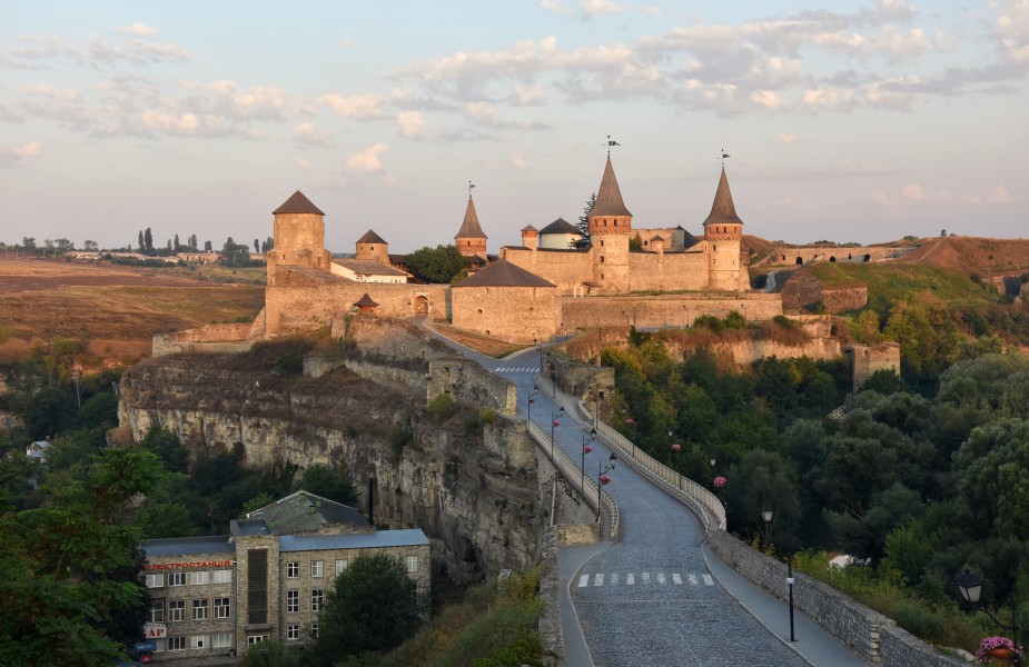 68-104-9007 Kamianets-Podilskyi Fortress RB 18
