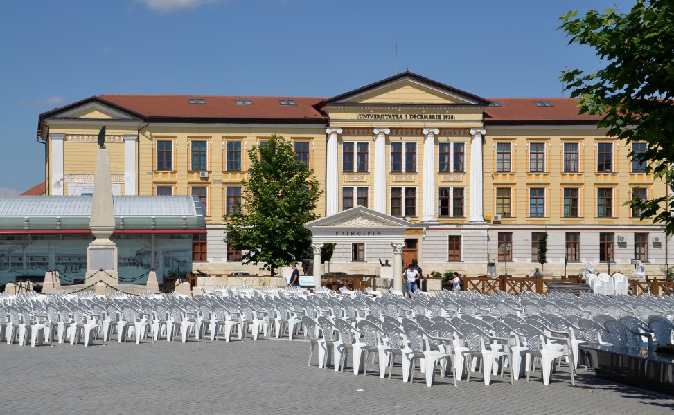 Alba Iulia (Gyulafehérvár, Karlsburg) - University