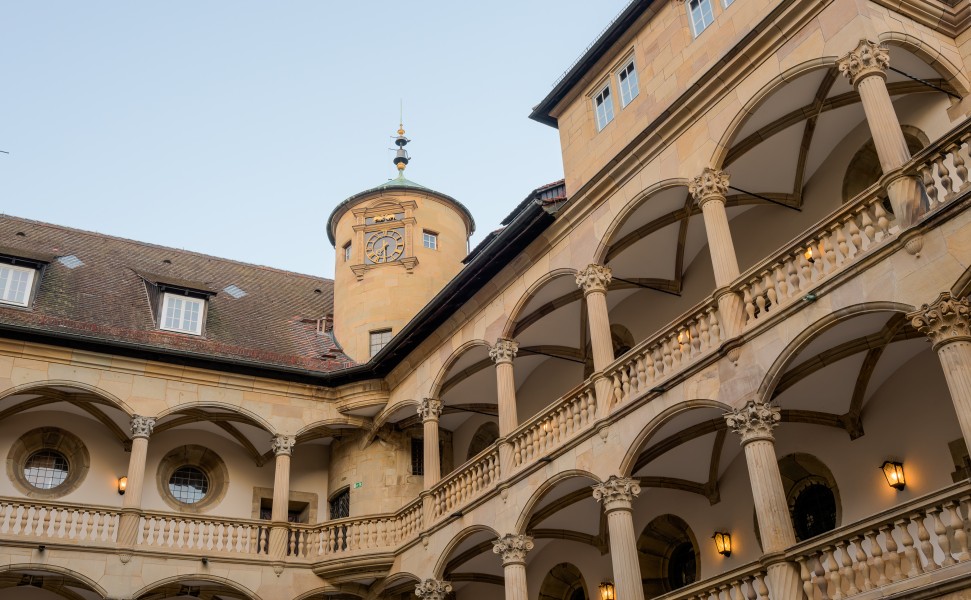 Arkadenhof Altes Schloss Stuttgart 2015 01