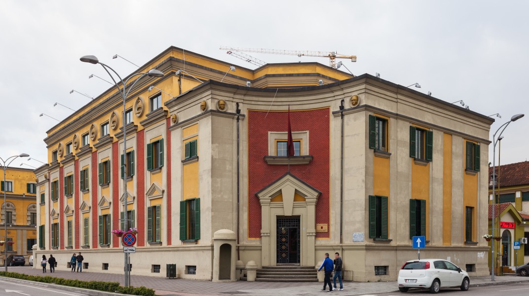 Ayuntamiento, Tirana, Albania, 2014-04-17, DD 01