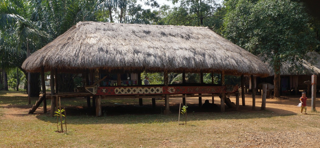 Ban Lao Ngam.- Village des Tisserands (2)
