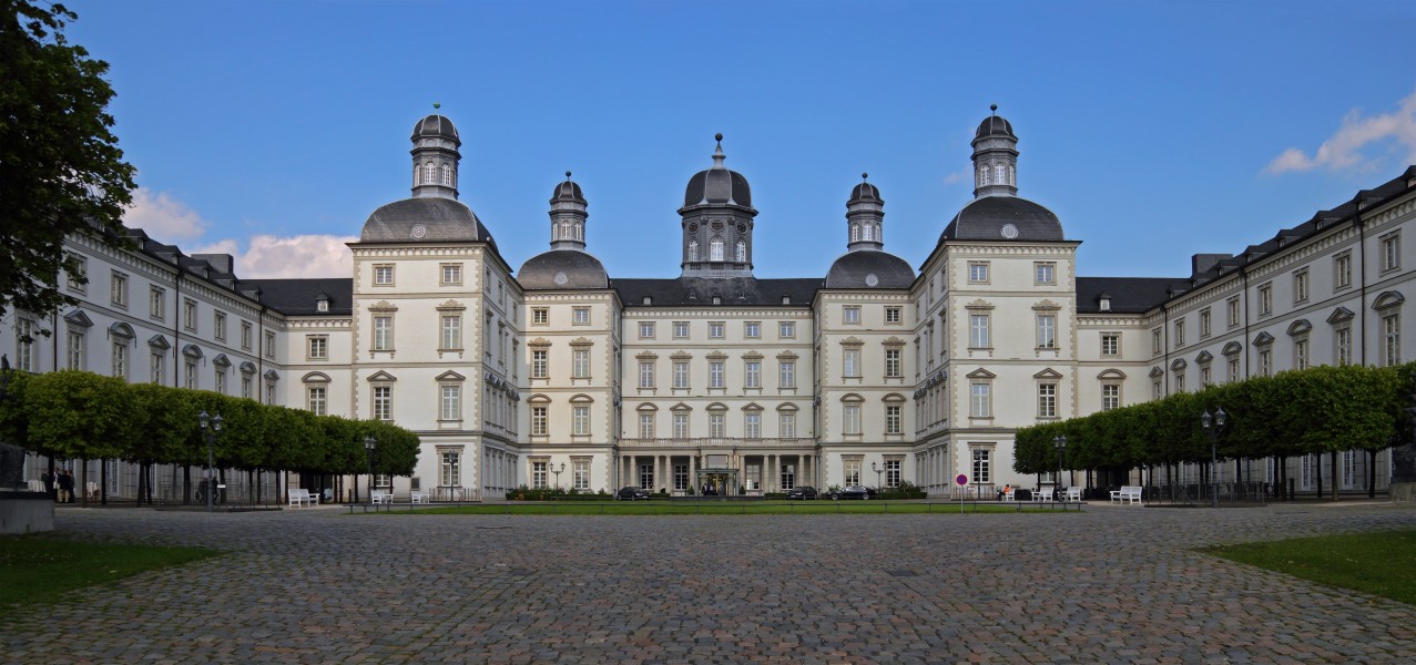 Bensberg Castle front side 06-2012