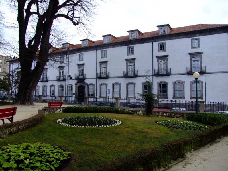 Biblioteca Municipal Porto-01