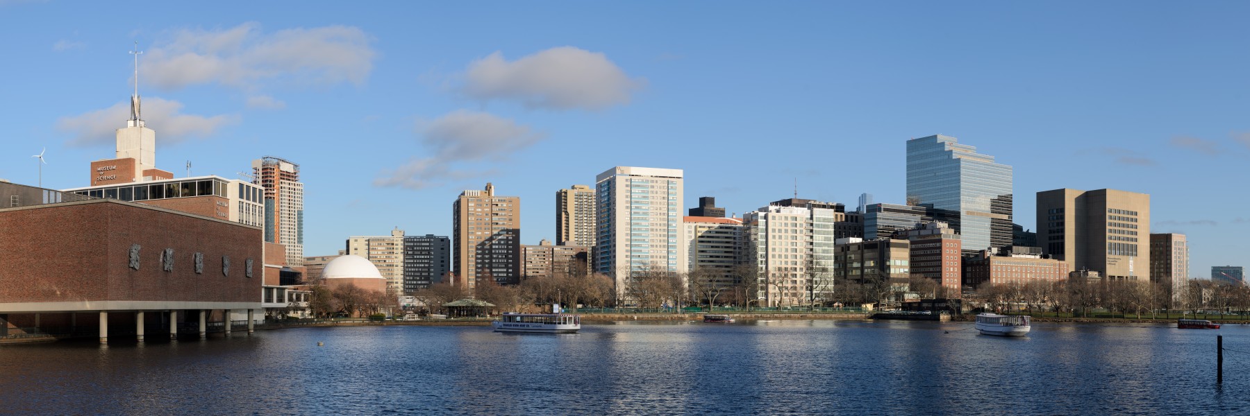 Boston skyline from Cambridge March 2016 panorama 1