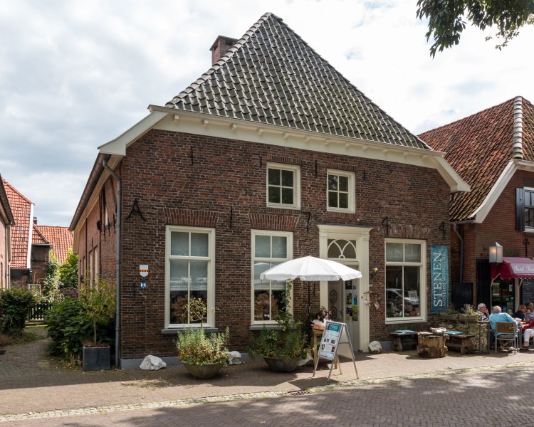 Bredevoort (NL), Geschäft an Het Zand -- 2016 -- 4174