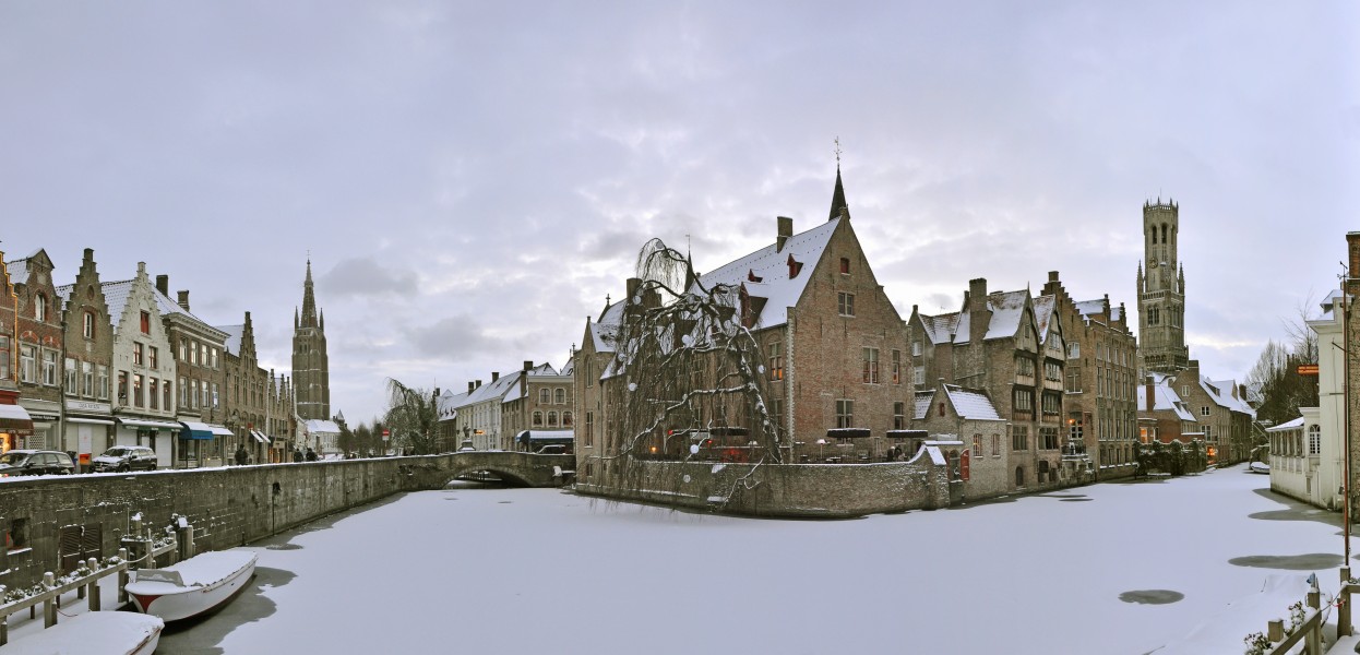 Brugge Rozenhoedkaai Winter R03