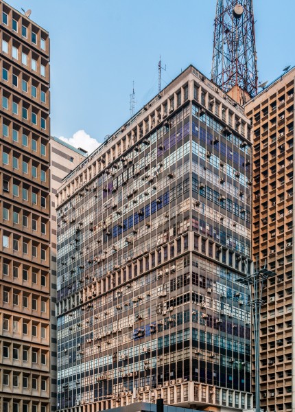 Building in Paulista Avenue 3