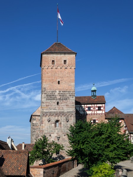 Burg (Nürnberg-St. Sebald).Kaiserburg.Heidenturm.fw13.ajb