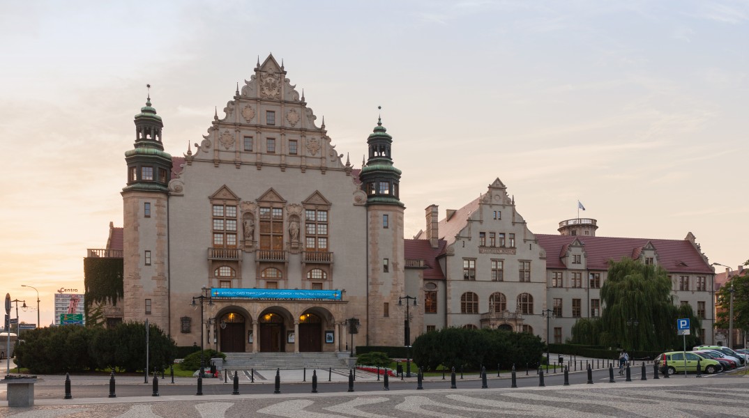 Colegio Minus, Poznan, Polonia, 2014-09-18, DD 50
