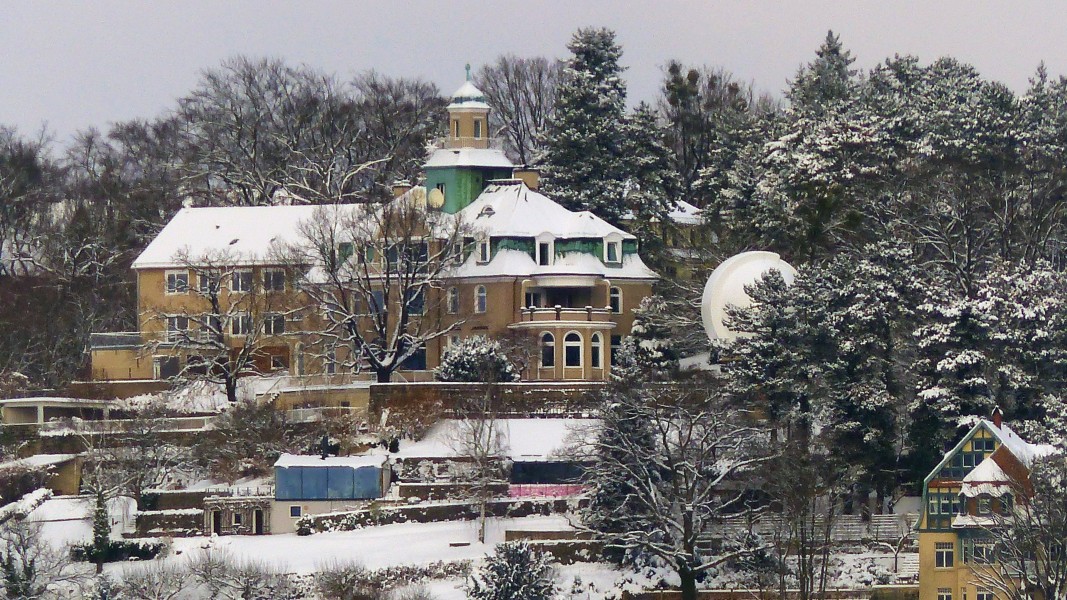 Dresden Ardenne-Villa im Winter
