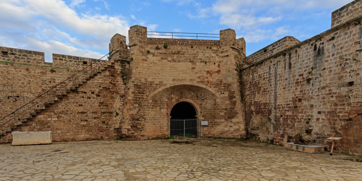 Famagusta 01-2017 img24 city walls Sea Gate Bastion