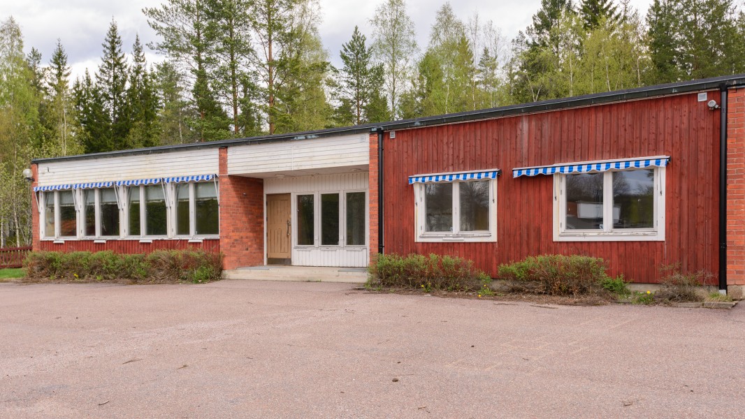 Garpenberg skola May 2015 01