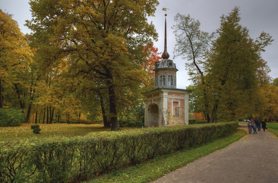 Gate of the palace of Petr III in Oranienbaum