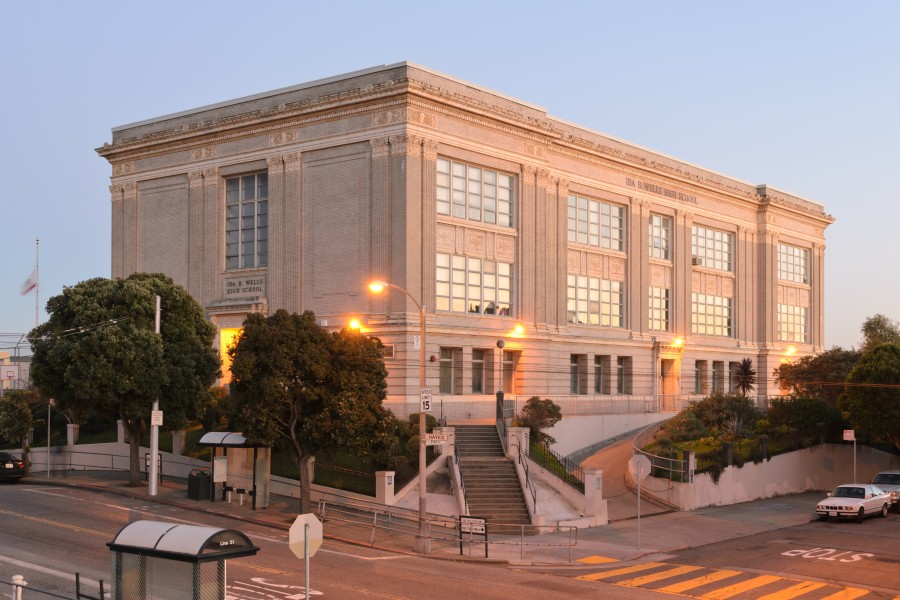 Ida B Wells High School San Francisco January 2013 002