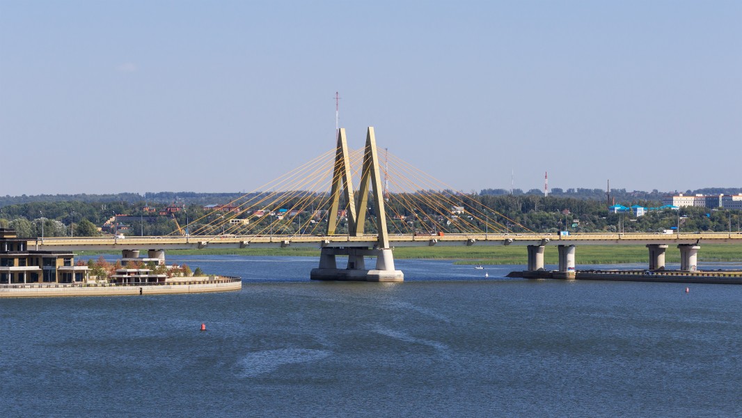 Kazan Millennium Bridge 08-2016
