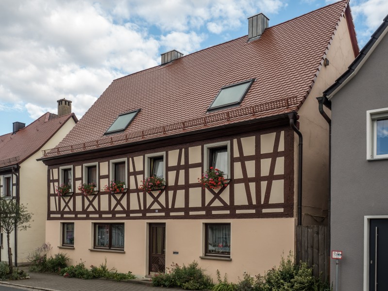 Kirchehrenbach-Haus-8216996-PS
