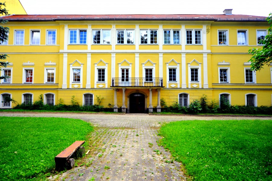 Klagenfurt Harbach urspruengliches Schloss Westansicht 0206209 34