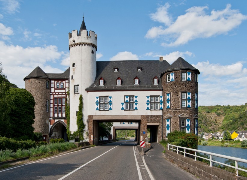 Kobern-Gondorf, Schloss Gondorf, 2012-08 CN-01