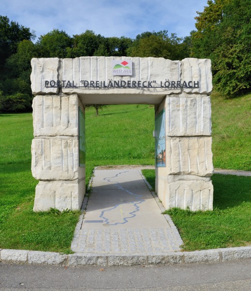 Lörrach - Portal Dreiländereck Westweg2