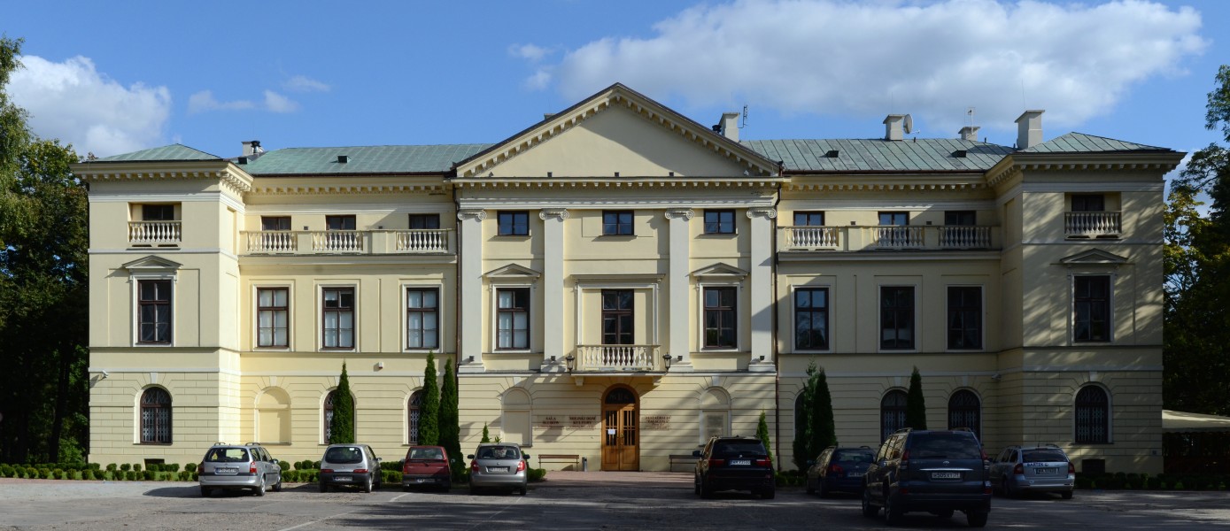 Mińsk Mazowiecki Pałac Dernałowiczów 2012