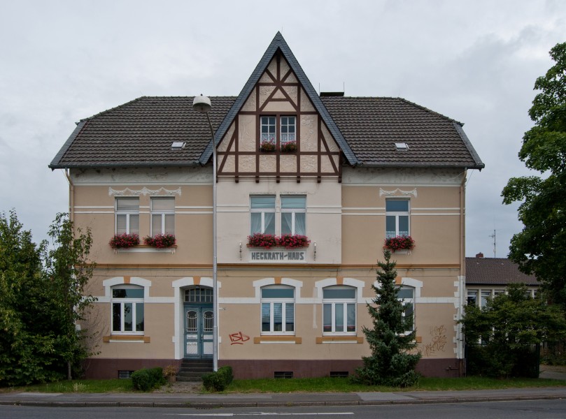 Moers, Heckrath-Haus, 2012-08 CN-01