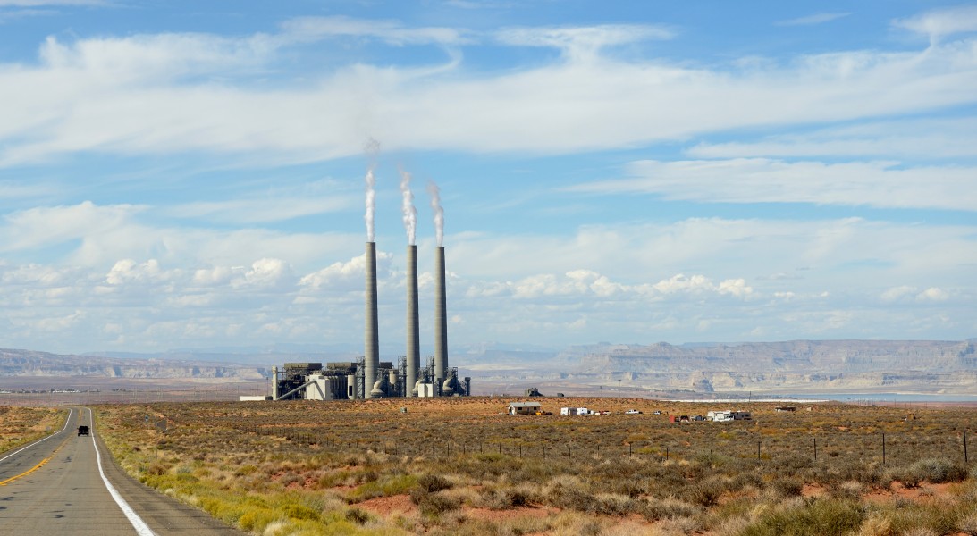 Navajo Generating Station from the south with Lake Powell
