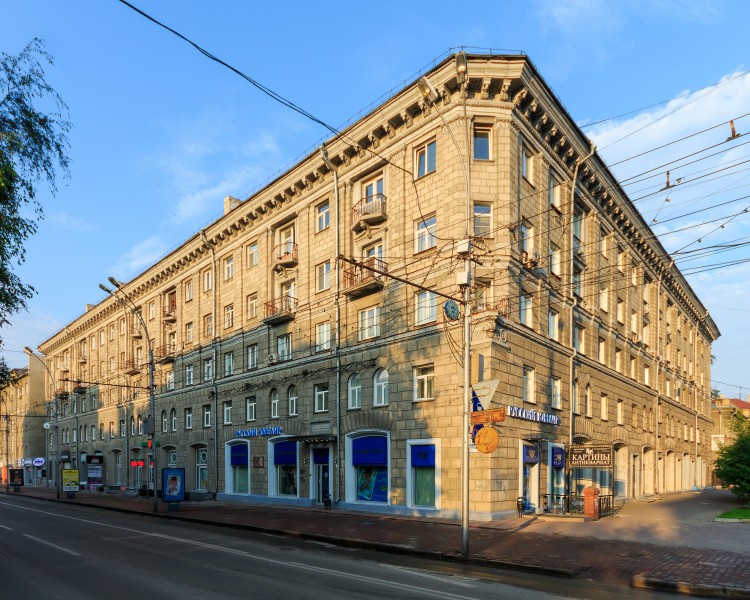Novosibirsk KrasnyPr residential building 07-2016