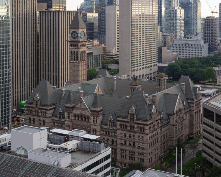 Old Toronto City Hall August 2017 01