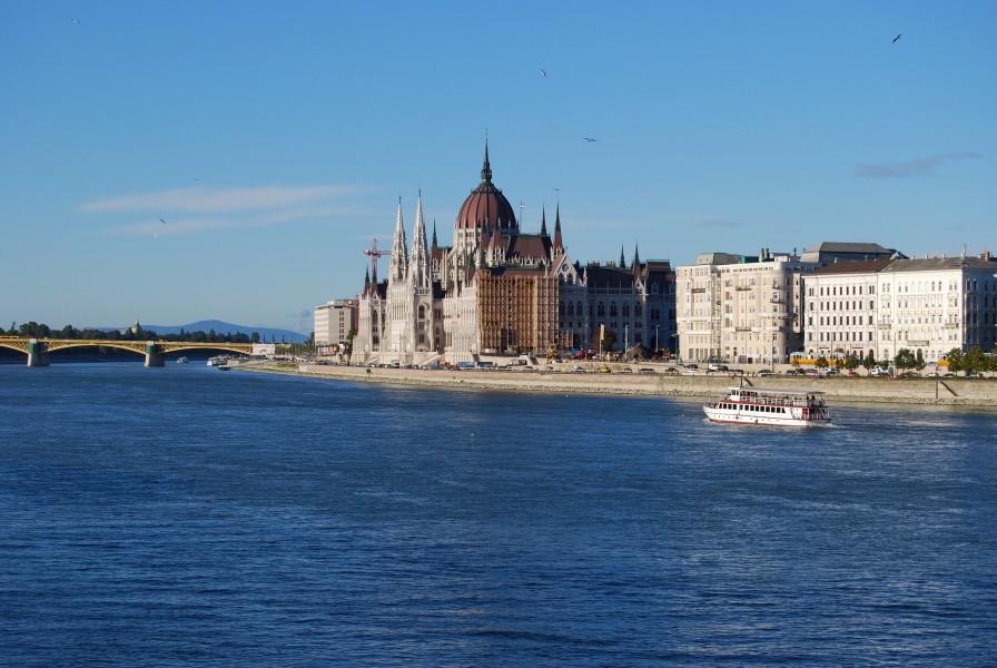 Országház Margit híd Budapest 2013