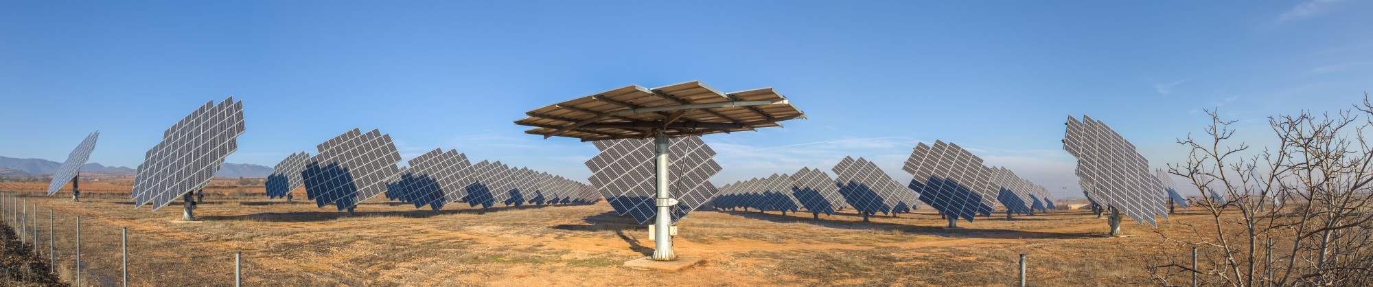 Paneles solares en Cariñena, España, 2015-01-08, DD 09-12 PAN