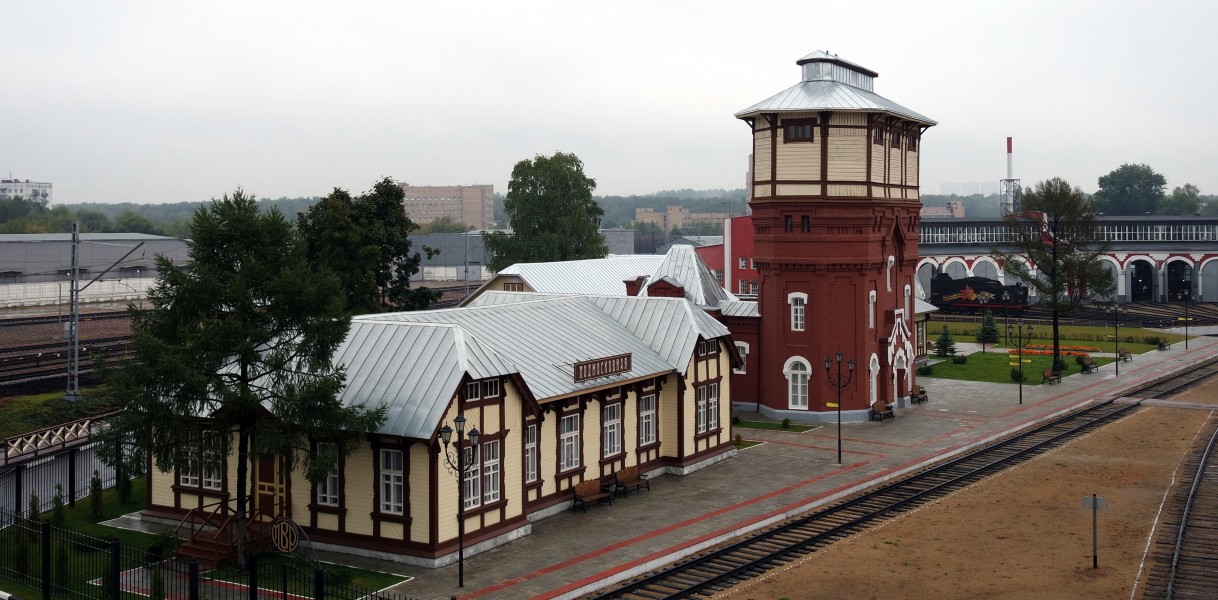 Podmoskovnaya station