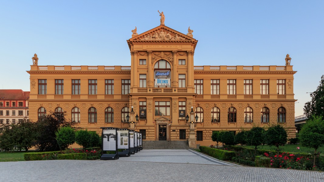 Prague 07-2016 City Museum