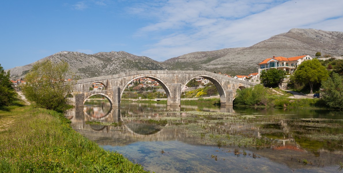 Puente Arslanagić, Trebinje, Bosnia y Herzegovina, 2014-04-14, DD 29