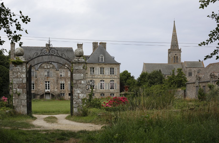 Réville - Château 20130817-02