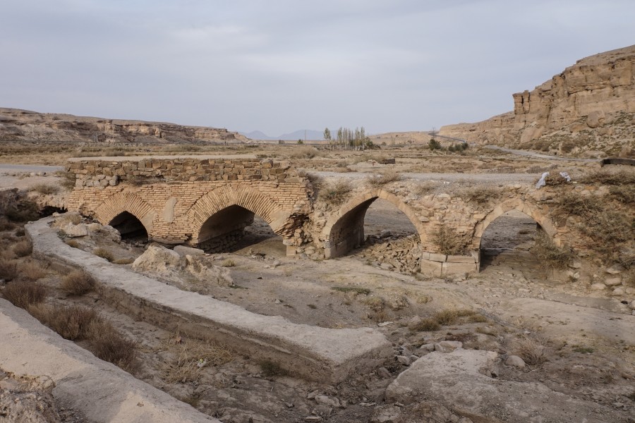 Safavid-period bridge, Izadkhvast 01