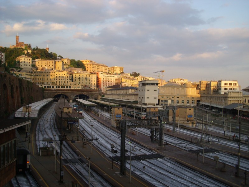 Stazione ferroviaria di Genova Piazza Principe 02