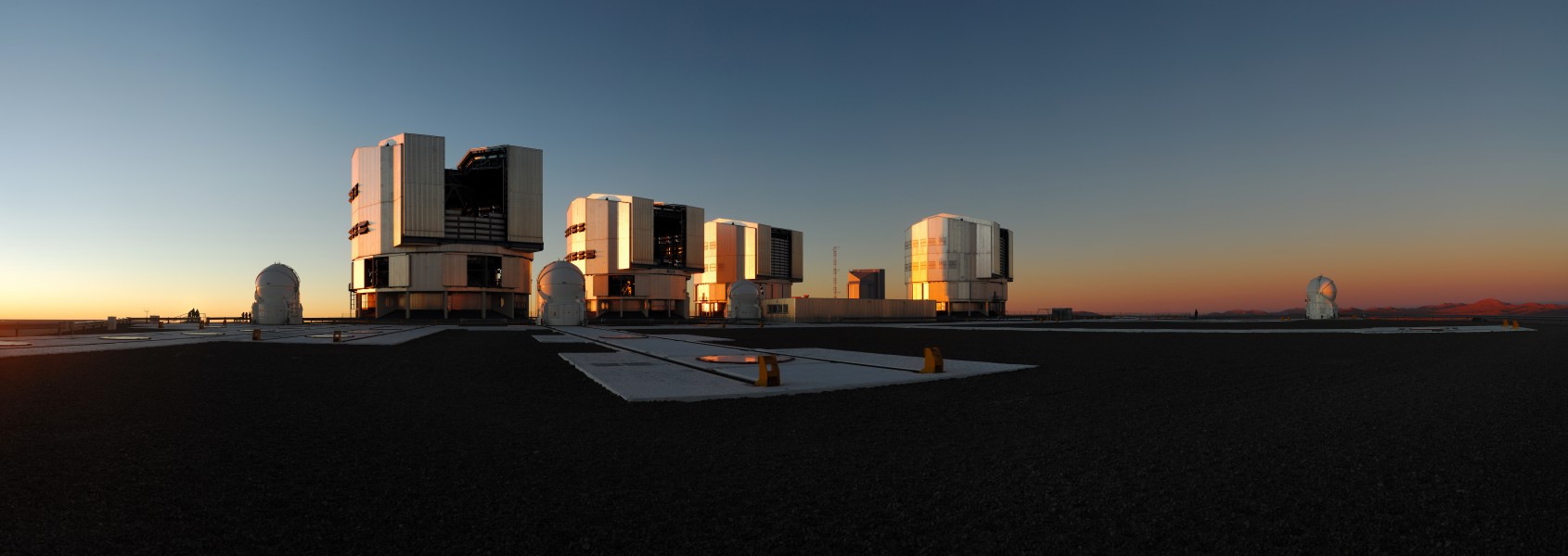 Sunset over Paranal Panorama (full size)