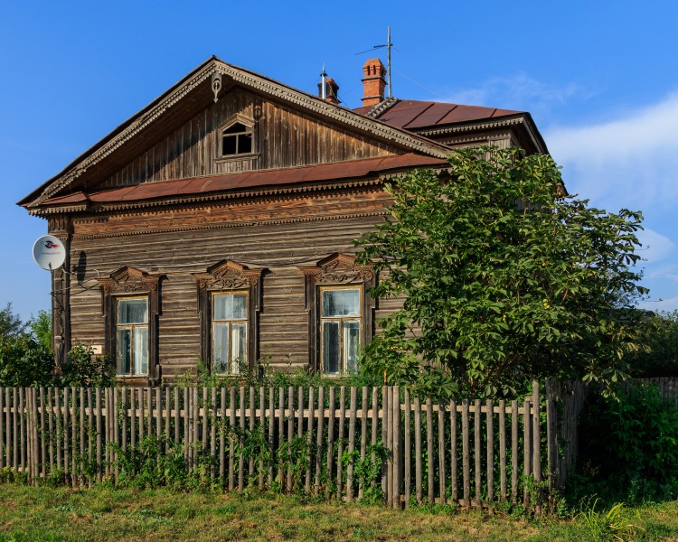 Sviyazhsk Alexandrovskaya Street wooden house 08-2016
