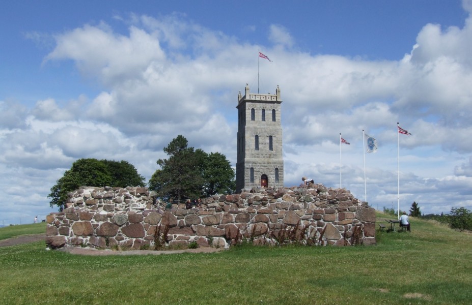 Tønsberg - tower and ruins